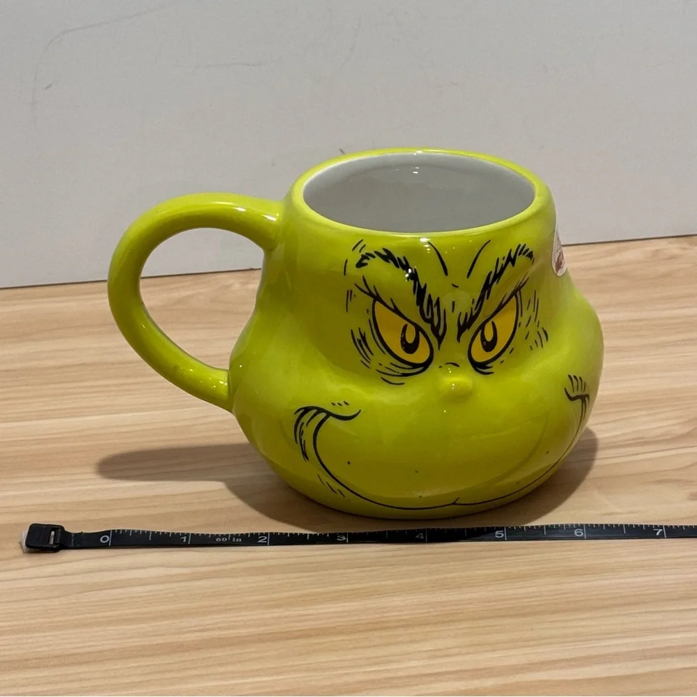 The Grinch Face Sculpted Mug Dr. Seuss Green Ceramic Coffee Cup ZB ZRIKE BRANDS - Picture 12 of 16